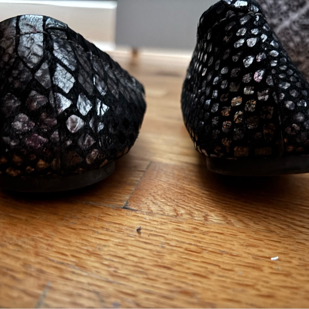 Jessica Simpson Gray Snake Python Embellished Fla… - image 4